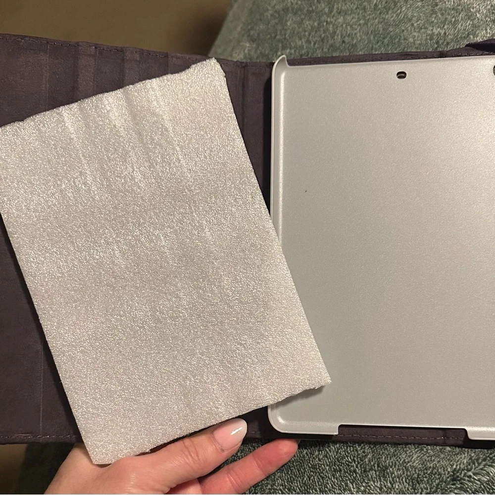 Thirty-One Polka Dot Tablet Case